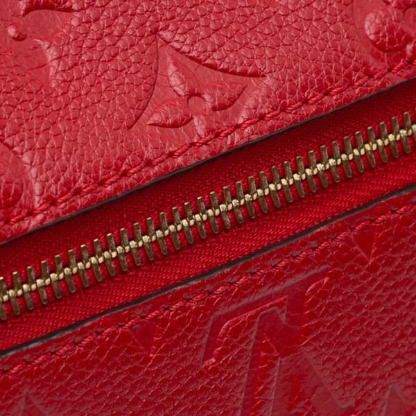 Pre-owned Louis Vuitton Monogram Empreinte Pochette Metis Red
