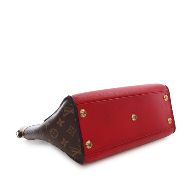 Pre-owned Louis Vuitton Monogram On My Side MM Red