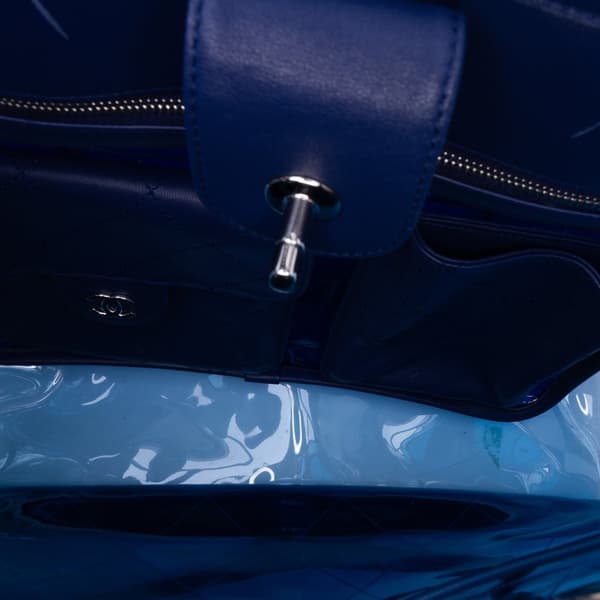 Pre-owned Chanel Medium PVC and Lambskin Coco Splash Shopping Tote Blue