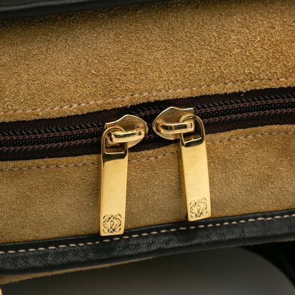 Pre-owned LOEWE Suede Amazona 32 Brown