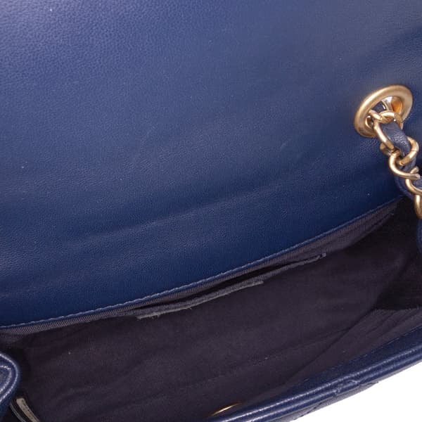 Pre-owned Chanel Mini Lambskin In The Loop Flap Blue