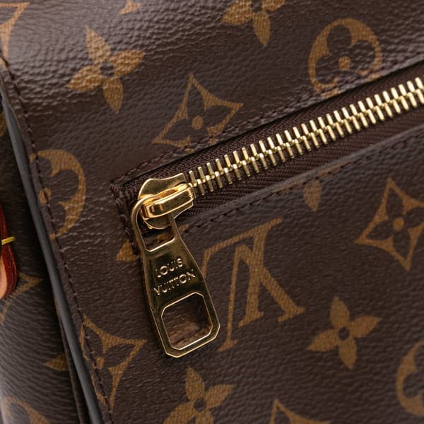 Pre-owned Louis Vuitton Monogram Pochette Metis Brown