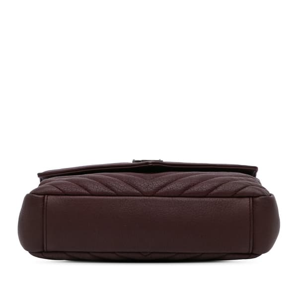 Pre-owned Saint Laurent Medium Monogram Chevron Sheepskin College Bag Red