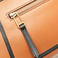 Pikkukuva 6 / 10: Pre-owned Fendi Small Leather Runaway Satchel Brown