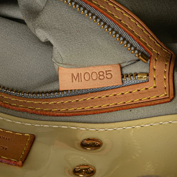 Pre-owned Louis Vuitton Monogram Vernis Reade PM Yellow