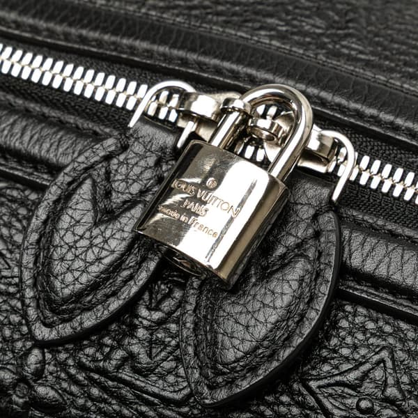 Pre-owned Louis Vuitton Monogram Revelation Neo Papillon GM Black