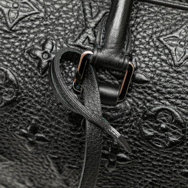 Pre-owned Louis Vuitton Monogram Revelation Neo Papillon GM Black
