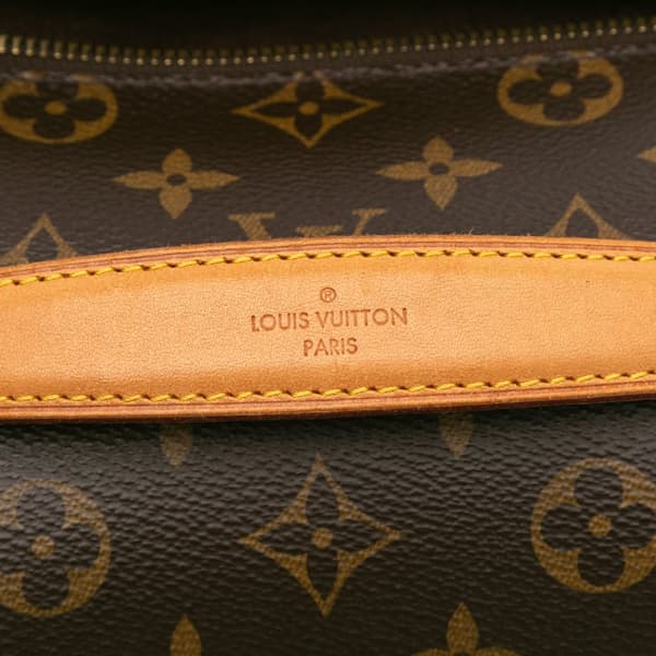 Pre-owned Louis Vuitton Monogram Pochette Metis Brown