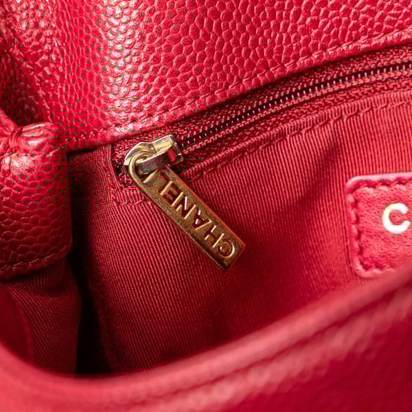 Pre-owned Chanel Mini Quilted Caviar Carry Around Flap Red