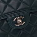 Miniatyrbild 6 av 10: Pre-owned Chanel Medium Quilted Lambskin Citizen Flap Green
