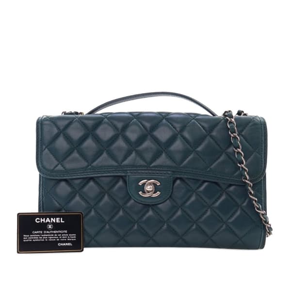 Pre-owned Chanel Medium Quilted Lambskin Citizen Flap Green