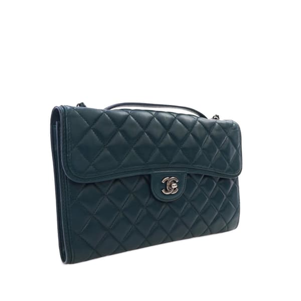 Pre-owned Chanel Medium Quilted Lambskin Citizen Flap Green