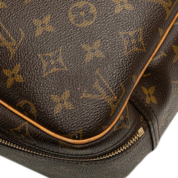 Pre-owned Louis Vuitton Monogram Excursion Brown