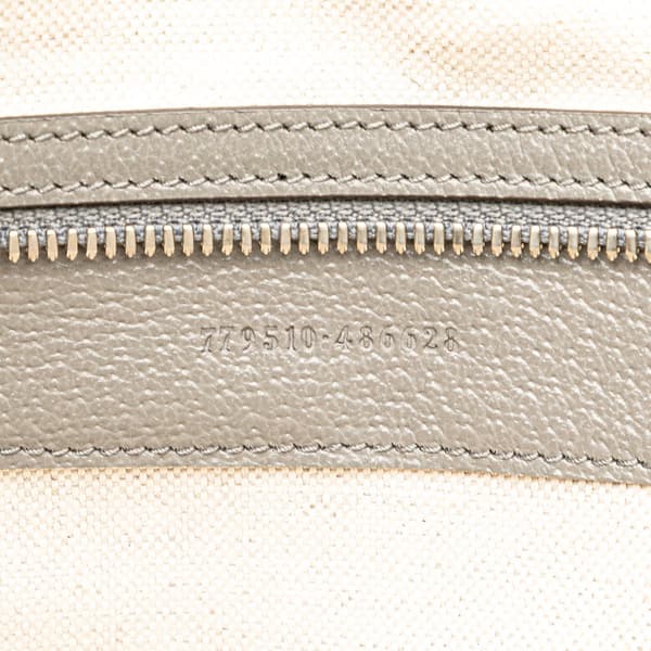 Pre-owned Gucci Canvas Embossed Logo Tote White