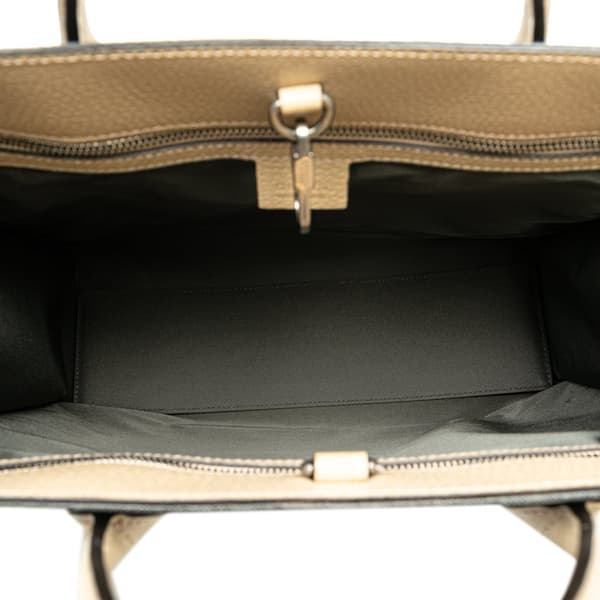 Pre-owned Gucci Medium GG Nylon Off the Grid Convertible Tote Gray