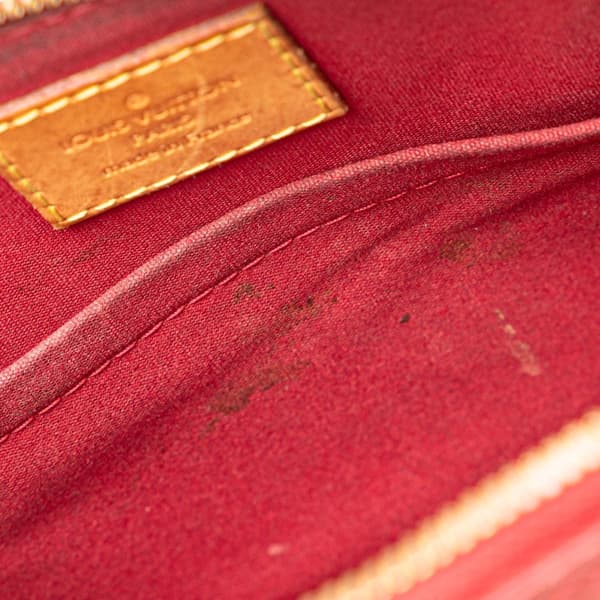 Pre-owned Louis Vuitton Monogram Vernis Alma BB Red
