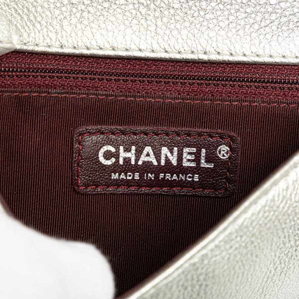 Pre-owned Chanel Quilted Metallic Calfskin Pilot Essentials Double Sided Flap Silver