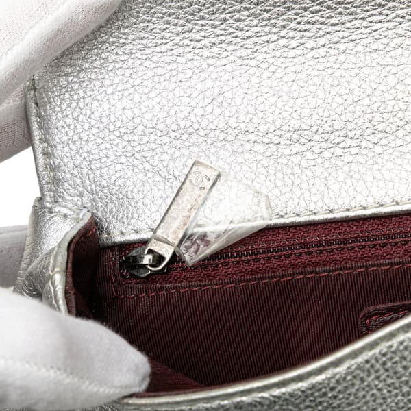 Pre-owned Chanel Quilted Metallic Calfskin Pilot Essentials Double Sided Flap Silver
