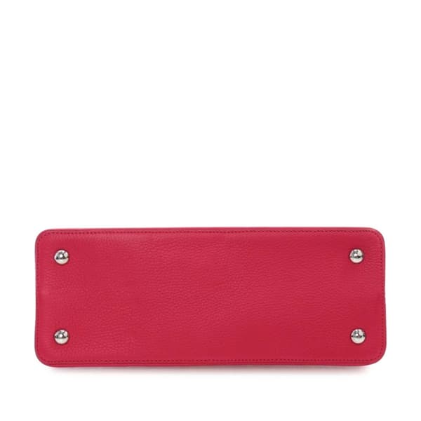 Pre-owned Louis Vuitton Taurillon Capucines MM Red