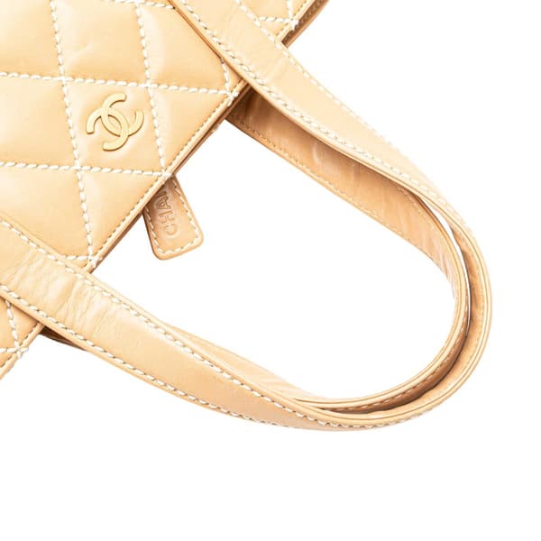 Pre-owned Chanel CC Lambskin Wild Stitch Handbag Brown