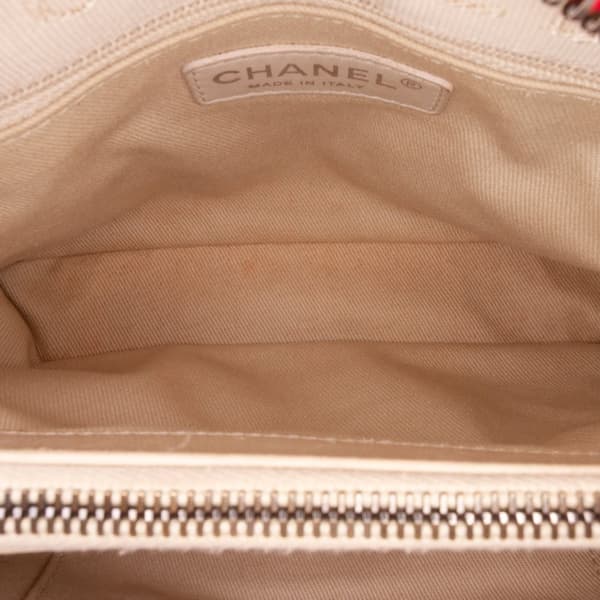 Pre-owned Chanel Small Quilted Shiny Sheepskin Boy Chained Tote Red