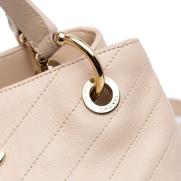 Pre-owned Chanel Large CC Chevron Calfskin Stitched Shopping Tote Brown