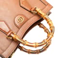 Miniatyrbillede 10 af 10: Pre-owned Gucci Small Leather Bamboo Diana Satchel Brown
