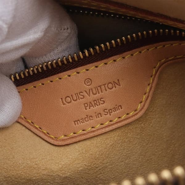 Pre-owned Louis Vuitton LOUIS VUITTON Looping GM Shoulder Bag M51145 Monogram PVC coated canvas leather Brown Used Women