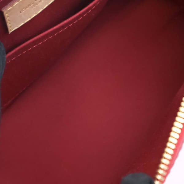 Pre-owned Louis Vuitton Monogram Vernis Alma BB Red