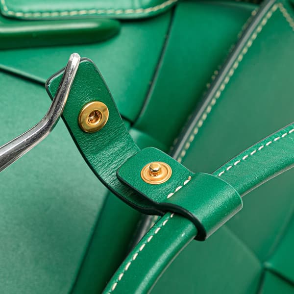 Pre-owned Bottega Veneta Small Calfskin Maxi Intrecciato Arco Satchel Green