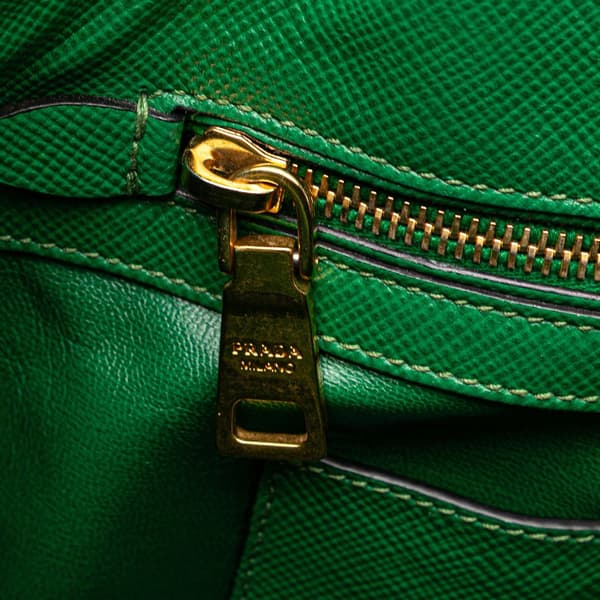 Pre-owned Prada Saffiano Cuir Dome Bag Green