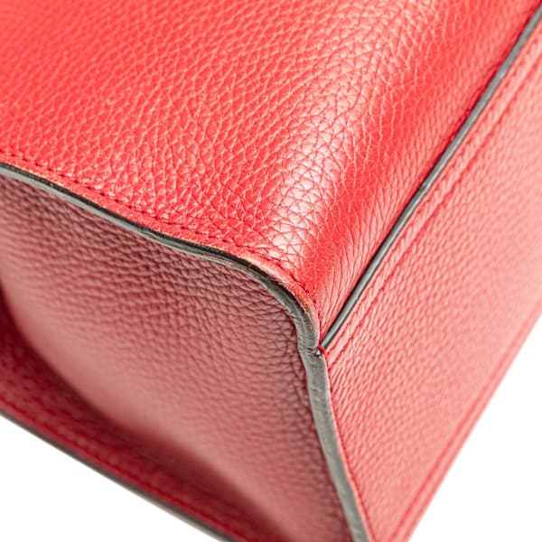 Pre-owned Gucci Medium GG Marmont Grained Leather Top Handle Satchel Red