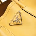 Miniatyrbilde 7 av 10: Pre-owned Prada Large City Calf Double Satchel Yellow