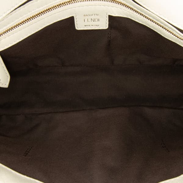 Pre-owned Fendi Zucca Embossed Leather Baguette Satchel White