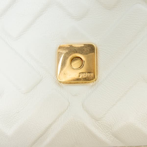 Pre-owned Fendi Zucca Embossed Leather Baguette Satchel White