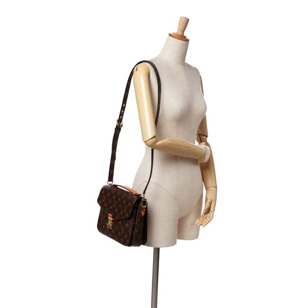 Pre-owned Louis Vuitton Monogram Pochette Metis Brown