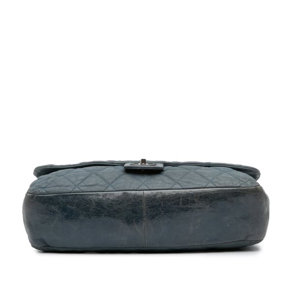 Pre-owned Chanel Jumbo Iridescent Calfskin In The Mix Flap Blue