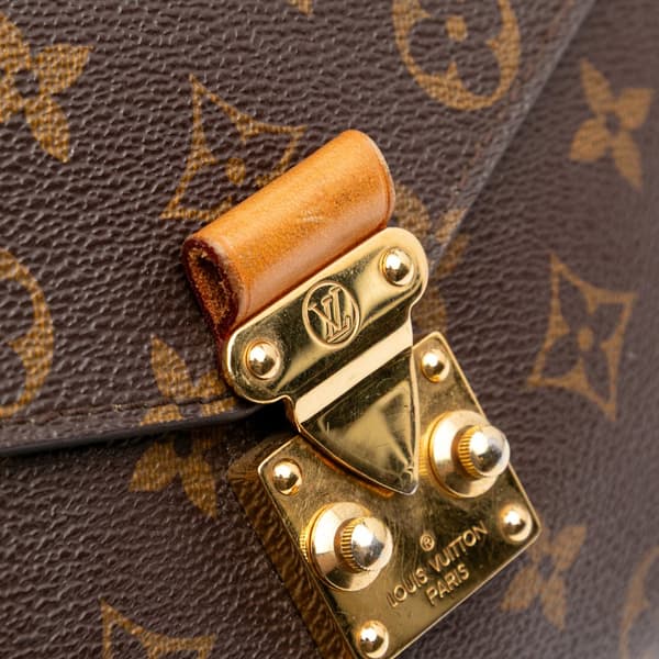 Pre-owned Louis Vuitton Monogram Pochette Metis Brown