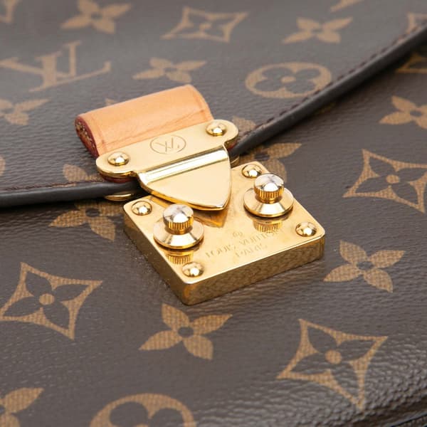 Pre-owned Louis Vuitton Monogram Pochette Metis Brown