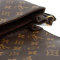 Miniatyrbild 8 av 10: Pre-owned Louis Vuitton Monogram Pochette Metis Brown