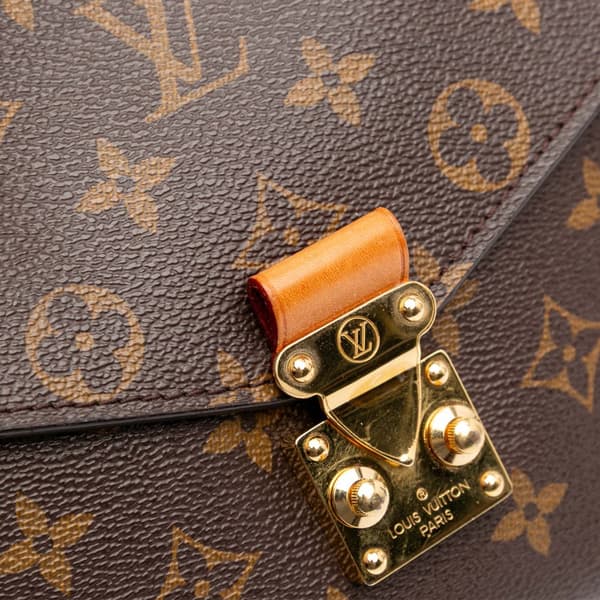 Pre-owned Louis Vuitton Monogram Pochette Metis Brown