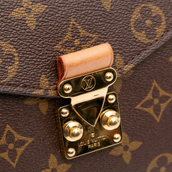 Pre-owned Louis Vuitton Monogram Pochette Metis Brown