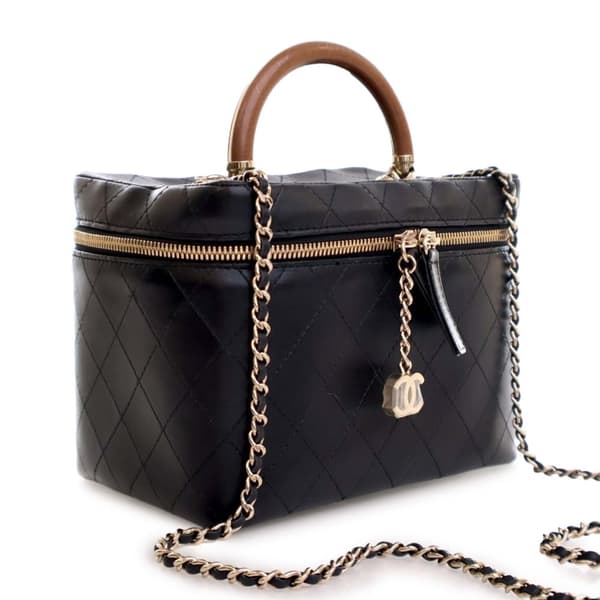 Pre-owned Chanel Large Quilted Lambskin Knock On Wood Vanity Case Black