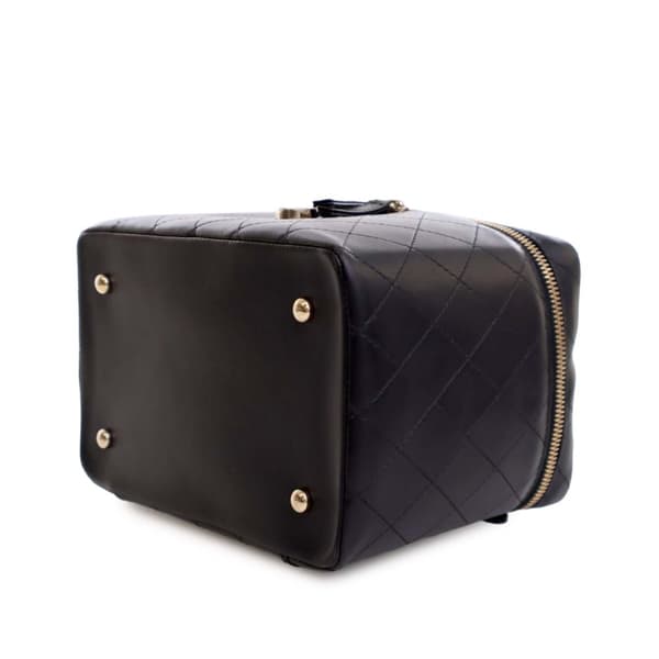Pre-owned Chanel Large Quilted Lambskin Knock On Wood Vanity Case Black