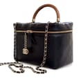 Pikkukuva 2 / 10: Pre-owned Chanel Large Quilted Lambskin Knock On Wood Vanity Case Black
