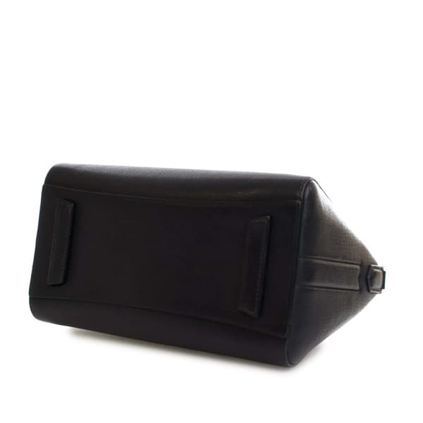 Pre-owned Givenchy Mini Sugar Goatskin Antigona Satchel Black