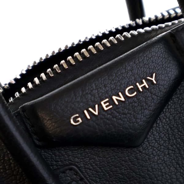 Pre-owned Givenchy Mini Sugar Goatskin Antigona Satchel Black