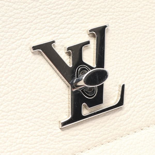 Pre-owned Louis Vuitton Leather Mechanical Flowers LockMe II White