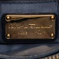 Miniatyrbillede 5 af 10: Pre-owned Ferragamo Leather Tracy Vara Satchel Blue