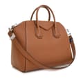 Miniatyrbilde 3 av 10: Pre-owned Givenchy Medium Sugar Goatskin Antigona Brown